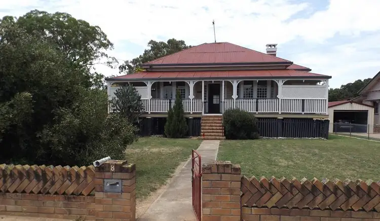 18 Locke St, Warwick QLD 4370