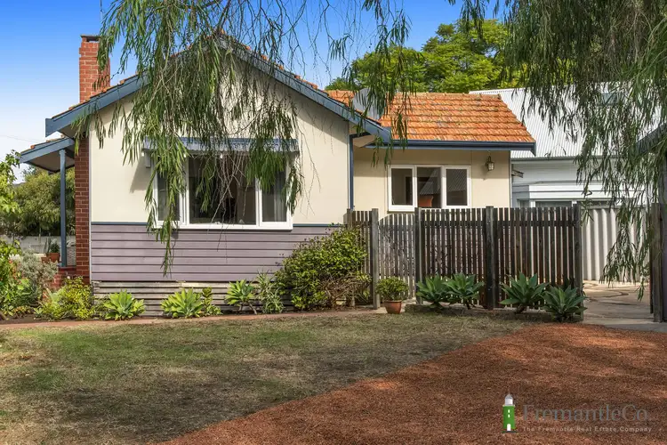 11 Grigg Pl, Hilton WA 6163