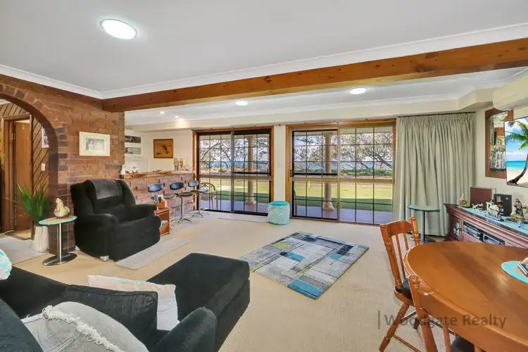 113 Esplanade, Woodgate QLD 4660