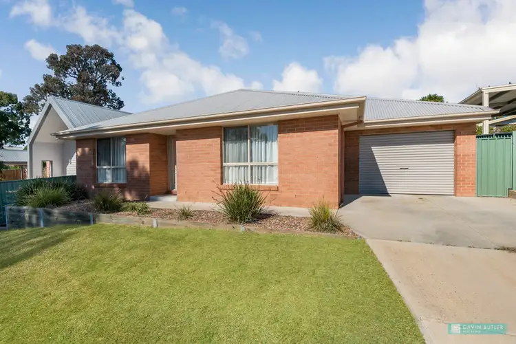 1/2 Thompson St, Long Gully VIC 3550