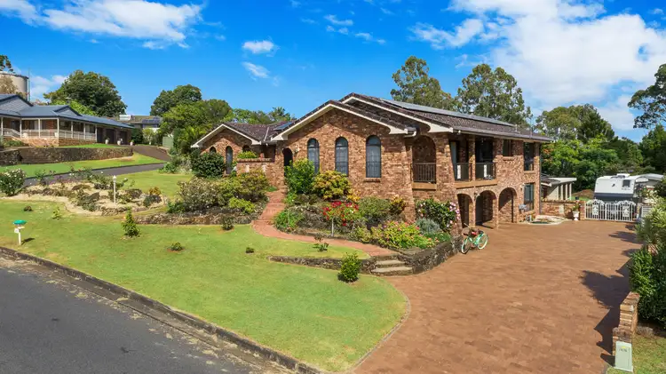 64 Beaumont Dr, East Lismore NSW 2480