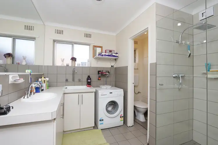 Sixth view of Homely apartment listing, Unit 15/14 Canham Way, Orelia WA 6167