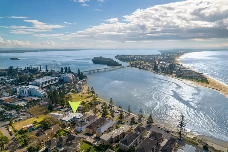 Main view of Homely unit listing, Unit 2/5 Marine Pde, The Entrance NSW 2261