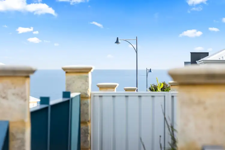 Second view of Homely house listing, 2 Seagull Vista, Jindalee WA 6036