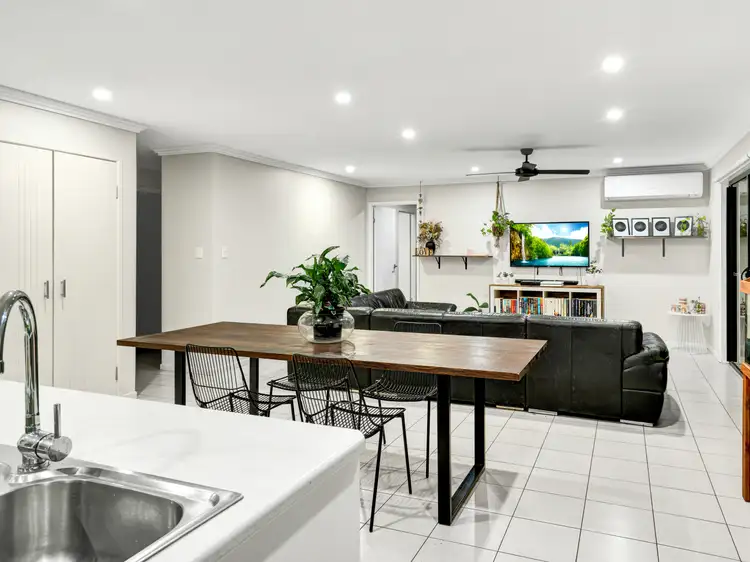 Sixth view of Homely house listing, 27 Karen Ct, Redbank Plains QLD 4301