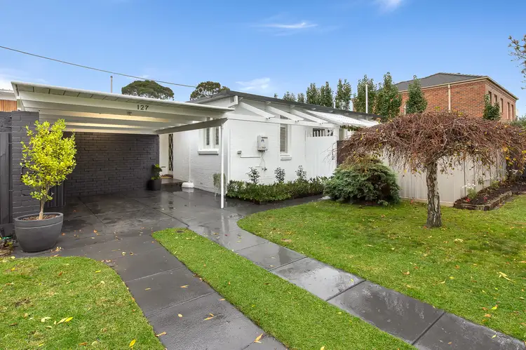 Villa 1, 127 Dendy St, Brighton East VIC 3187