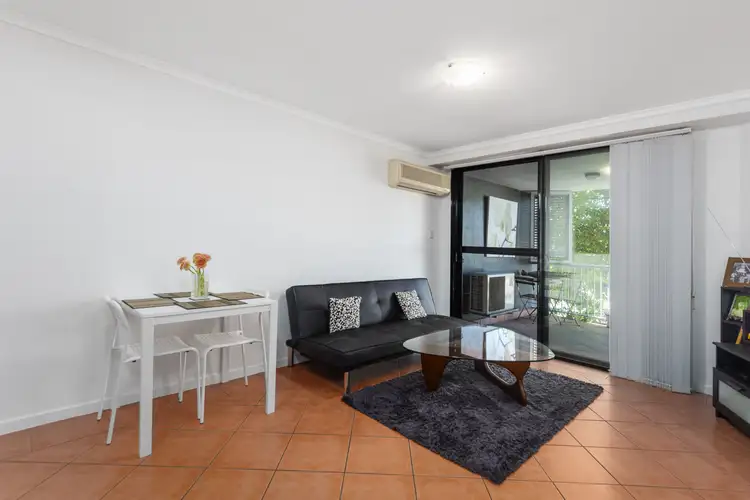 Fourth view of Homely unit listing, Unit 7/106 Linton St, Kangaroo Point QLD 4169