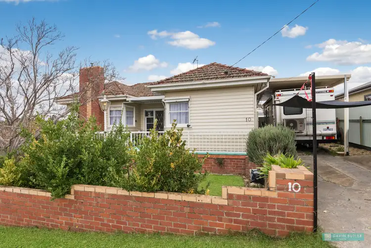 10 Grace St, White Hills VIC 3550