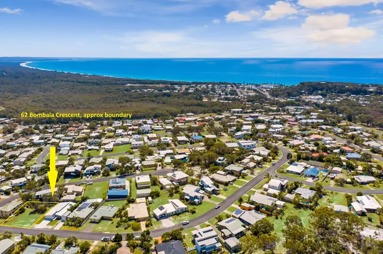 62 Bombala Cres, Rainbow Beach QLD 4581