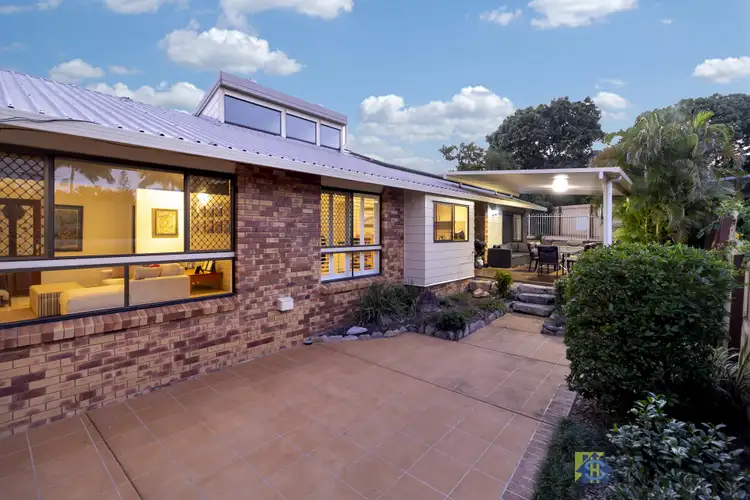 77 Andaman Street, Jamboree Heights QLD 4074