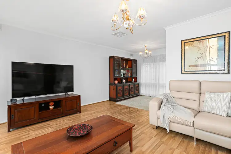 Sixth view of Homely house listing, 8 Hedgerow Ct, Keilor East VIC 3033