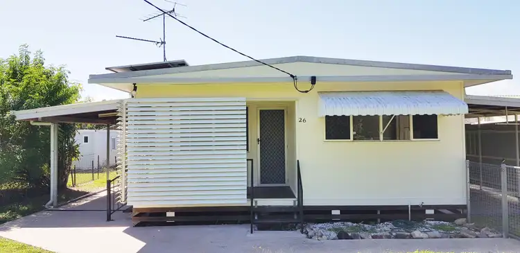 26 Bowen St, Cardwell QLD 4849