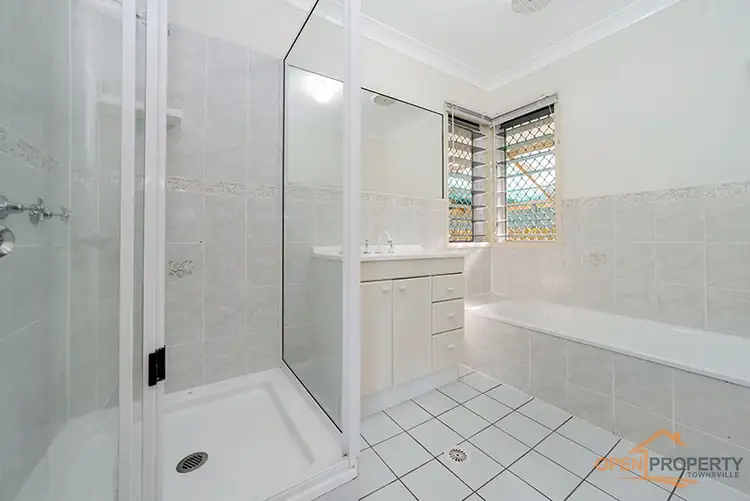Fourth view of Homely house listing, 8 Martello Dr, Kirwan QLD 4817