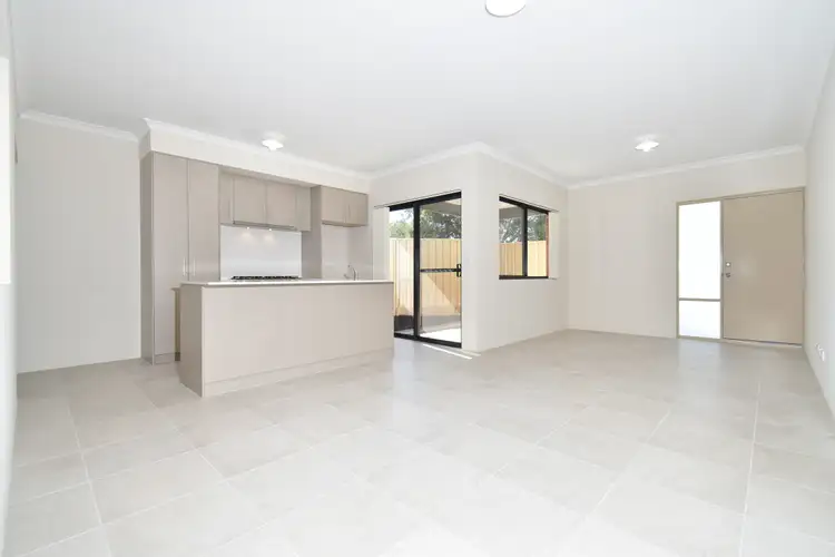 25B Burbridge Ave
