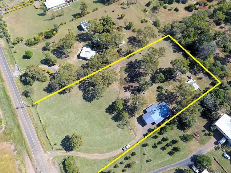 155 Innes Park Rd, Innes Park QLD 4670
