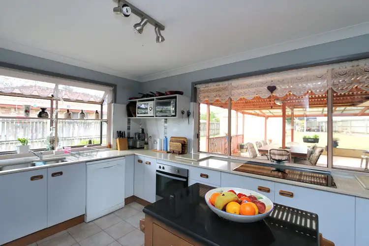 9 Murray Ct, Kalkie QLD 4670