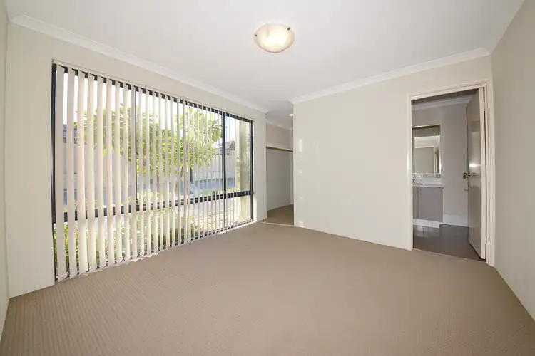 Fourth view of Homely house listing, 17 Peebles Cross, Sinagra WA 6065