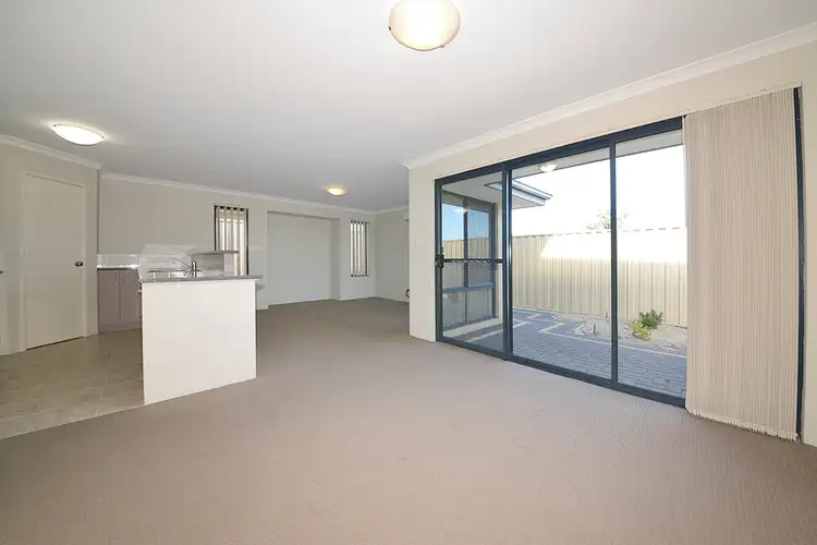 Seventh view of Homely house listing, 17 Peebles Cross, Sinagra WA 6065