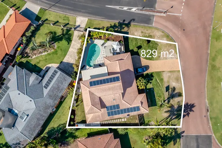 2 Greg Norman Cres, Parkwood QLD 4214