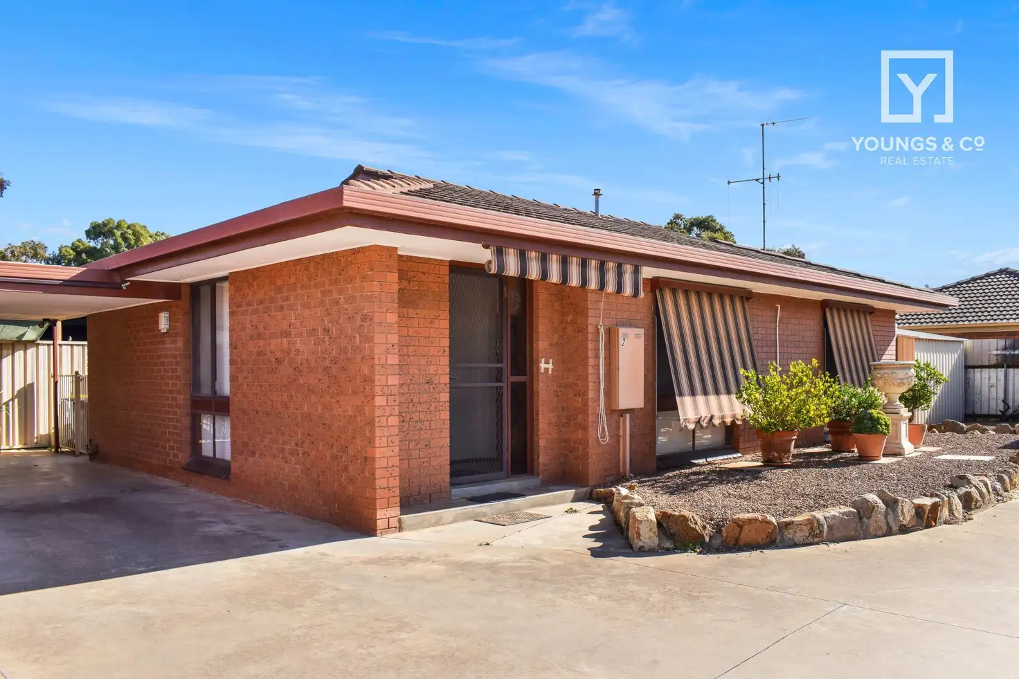 Main view of Homely unit listing, Unit 2/32-34 Graeme St, Mooroopna VIC 3629