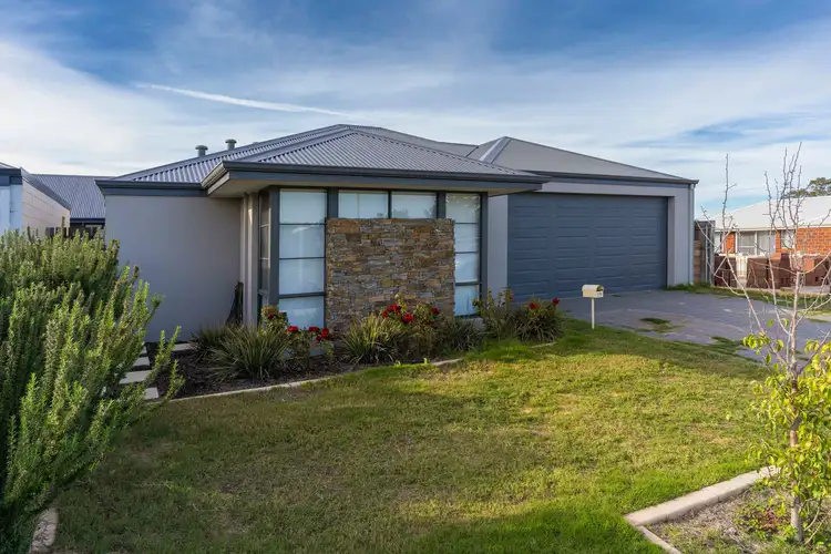 15 Grazier Way, Ellenbrook WA 6069
