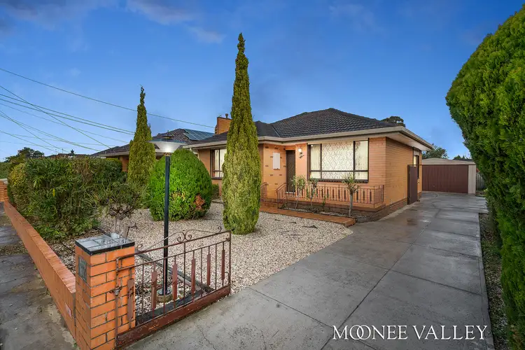 21 Sterling Drive, Keilor East VIC 3033
