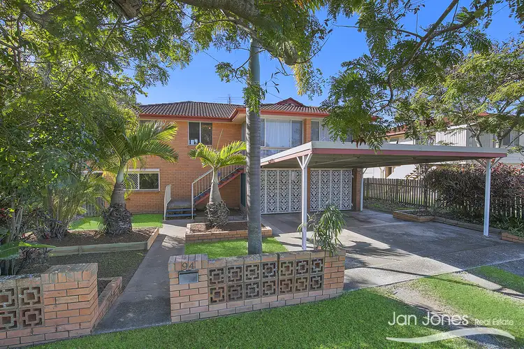 94 Klingner Rd, Redcliffe QLD 4020