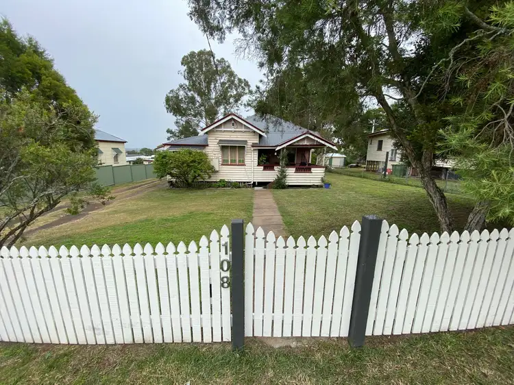 108 Albert St, Rosewood QLD 4340