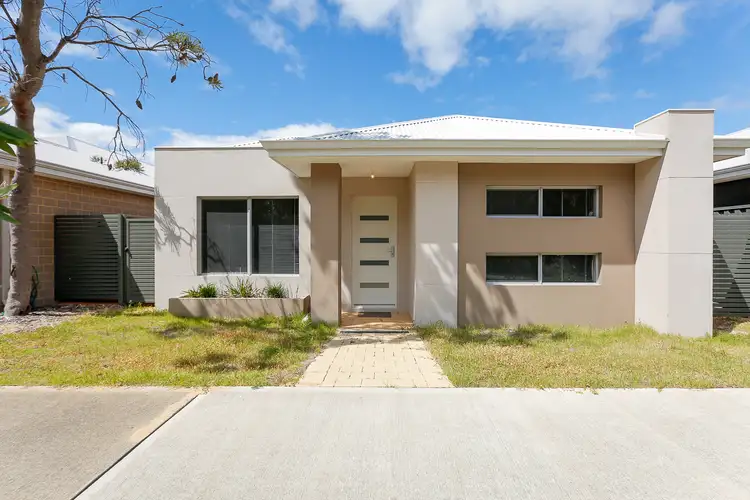 12 Whimbrel Crescent, Coodanup WA 6210