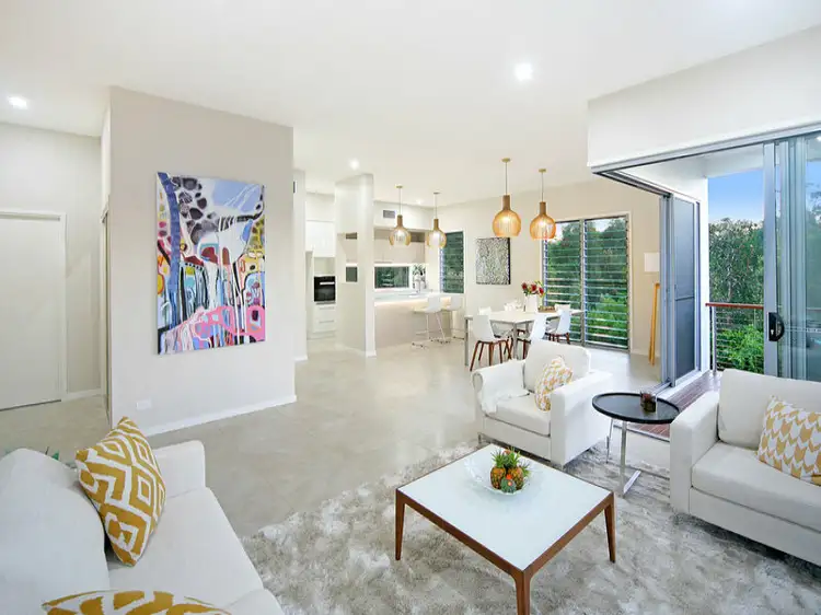 16 Sanctuary Ave