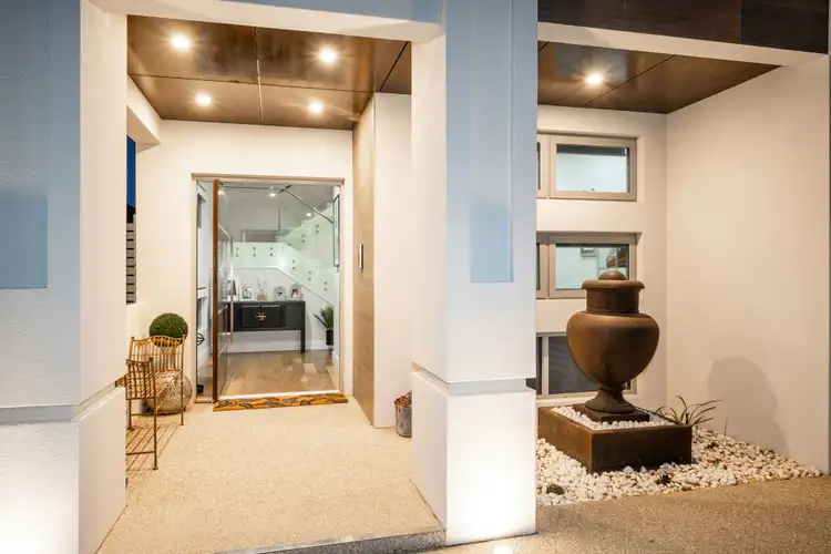 135A Clontarf Rd, Hamilton Hill WA 6163