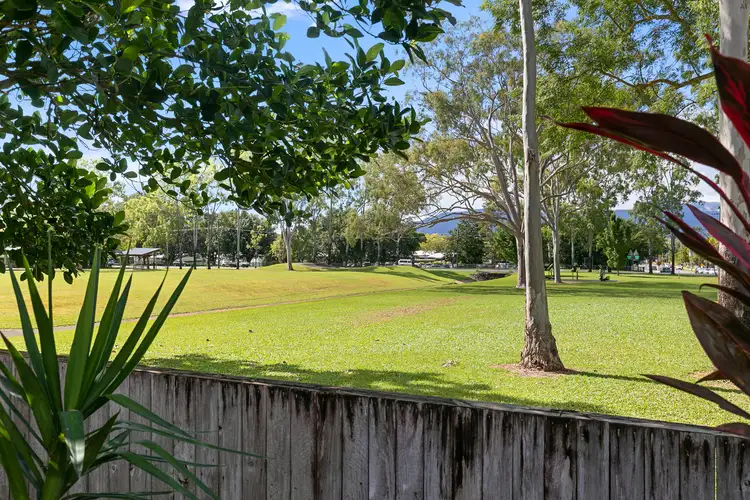 Fifth view of Homely house listing, 3 Neeve Cl, Whitfield QLD 4870