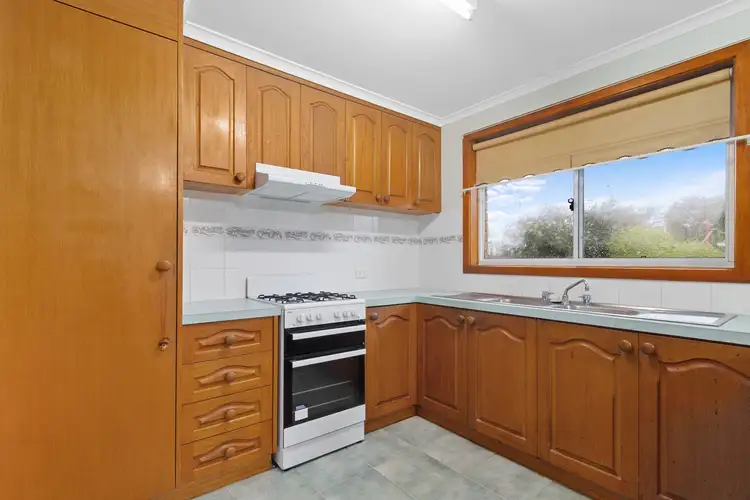 Fifth view of Homely unit listing, Unit 2/11 Clift Ct, Traralgon VIC 3844