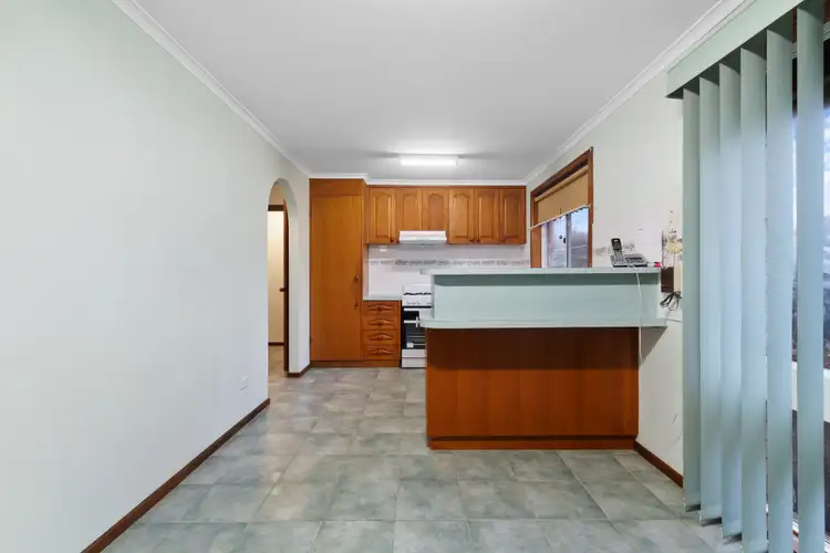 Sixth view of Homely unit listing, Unit 2/11 Clift Ct, Traralgon VIC 3844