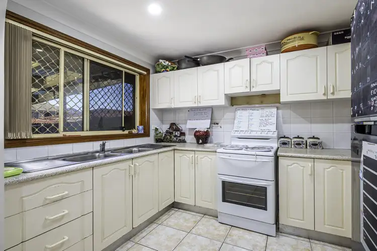 Sixth view of Homely townhouse listing, Unit 4/19 William St, Lurnea NSW 2170