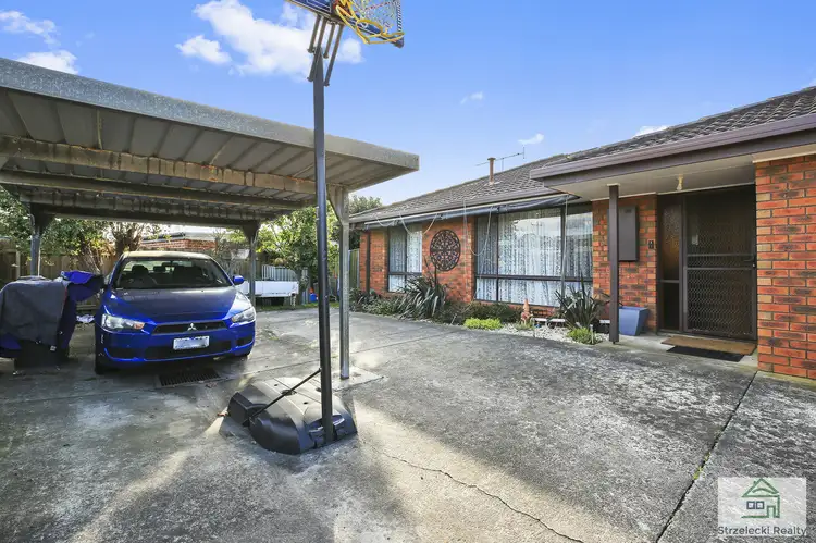 Unit 4/26 Saxtons Dr, Moe VIC 3825