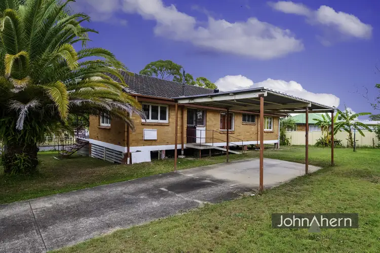 12 Wentworth St, Woodridge QLD 4114