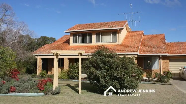 7 Golf Links Drive, Tocumwal NSW 2714
