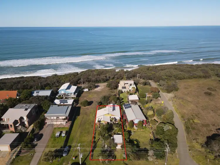 458 Lake Tyers Beach Rd, Lake Tyers Beach VIC 3909
