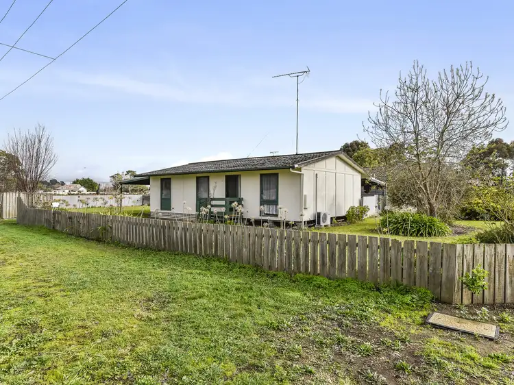6 Gibson St, Penola SA 5277