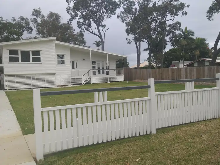 32 Bay Dr, Russell Island QLD 4184