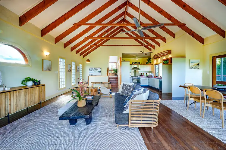 1 Tongarra Dr, Ocean Shores NSW 2483