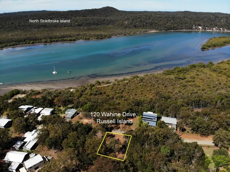 120 Wahine Dr, Russell Island QLD 4184