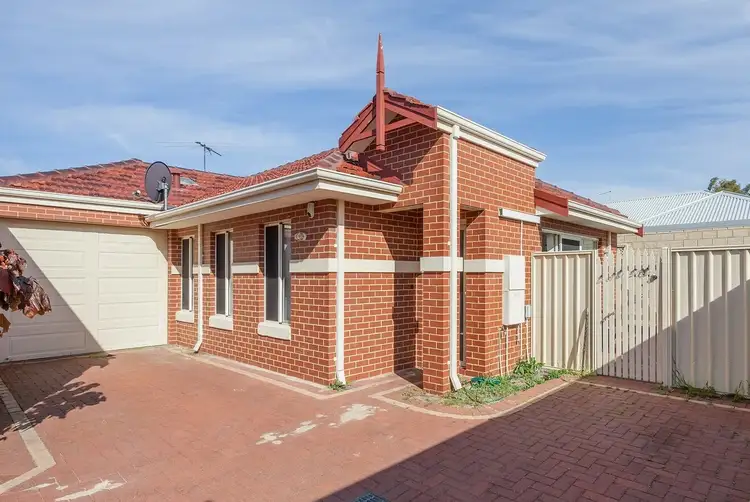 30C Offham Way