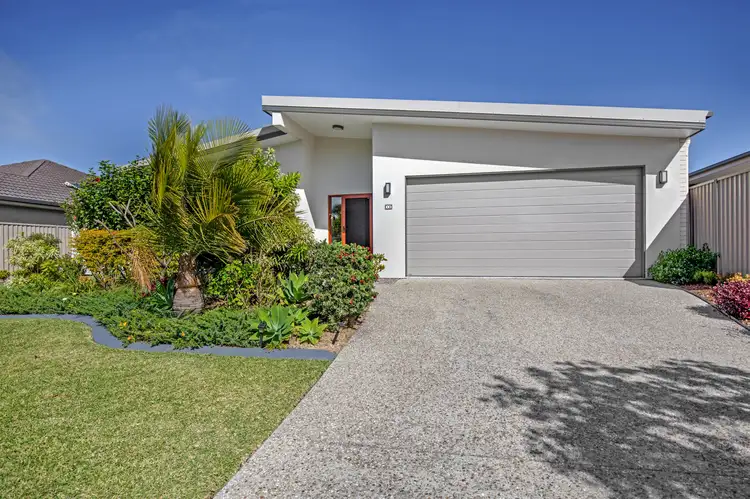 10 The Landing, Banksia Beach QLD 4507
