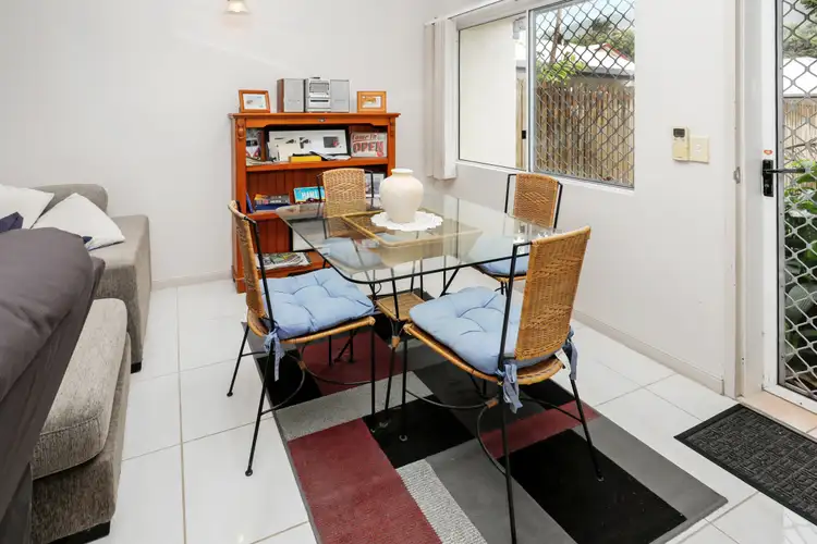 Fourth view of Homely villa listing, Unit 39/5-15 Mcgregor St, Mooroobool QLD 4870