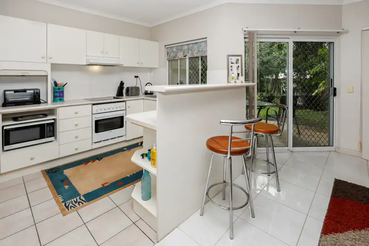 Sixth view of Homely villa listing, Unit 39/5-15 Mcgregor St, Mooroobool QLD 4870