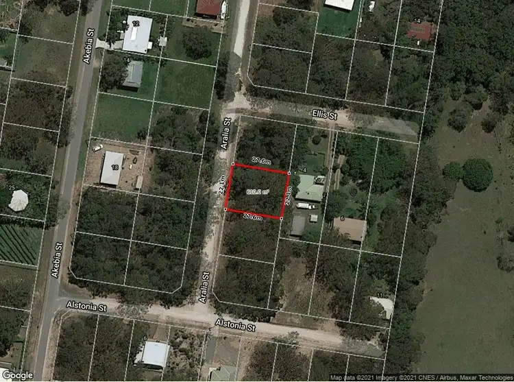 10 ARALIA, Russell Island QLD 4184