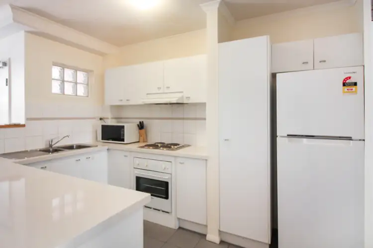 Second view of Homely apartment listing, 7/128 Bowen St, Spring Hill QLD 4000