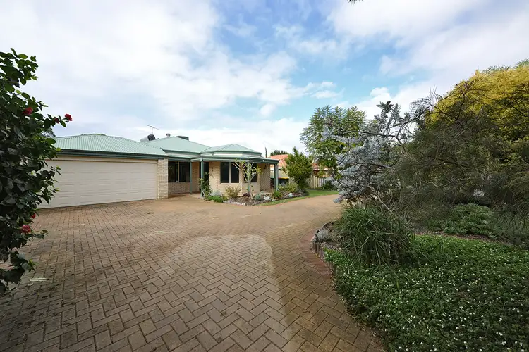Second view of Homely house listing, 6 Malup Place, Sinagra WA 6065